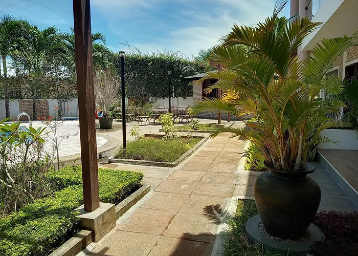 Isla Holiday Home