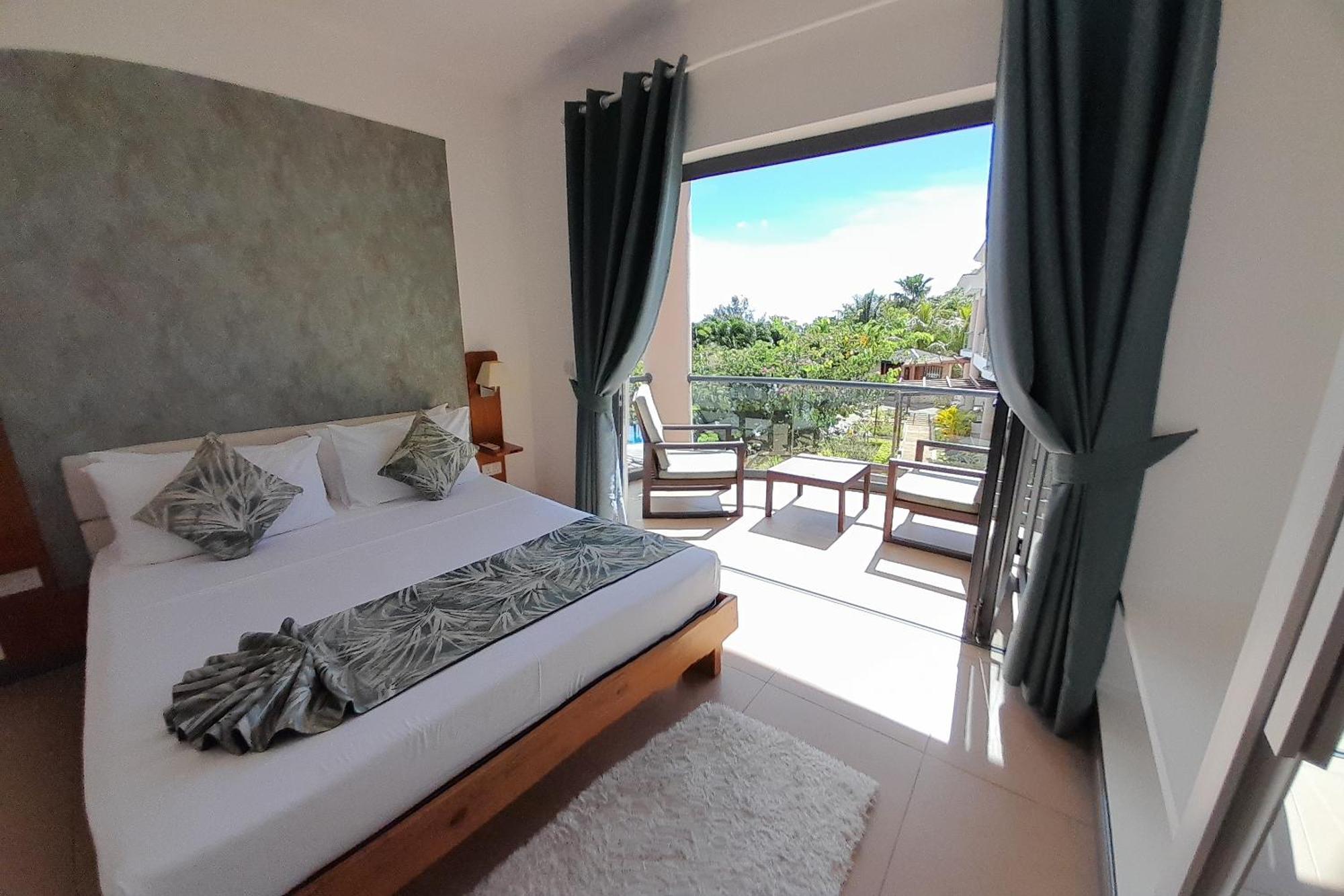 Isla Apartment *